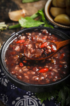 红豆薏米粥图片素材免费下载