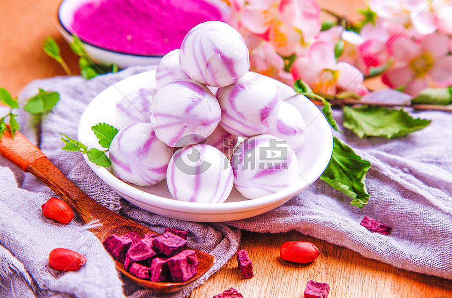 紫薯水晶汤圆图片素材免费下载