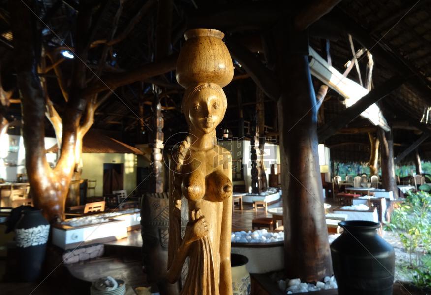 非洲特色木雕图片素材免费下载