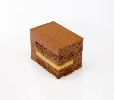 巧克力慕斯蛋糕片图片素材免费下载