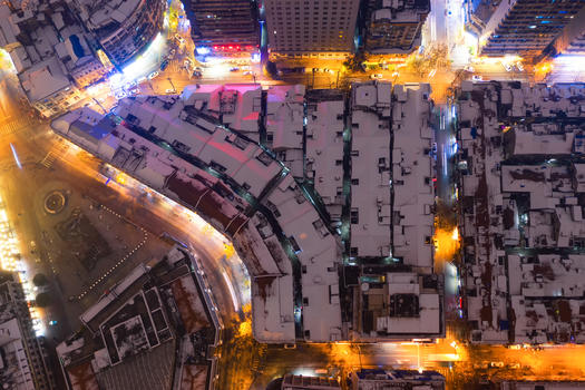 俯瞰城市大雪后的夜景图片素材免费下载