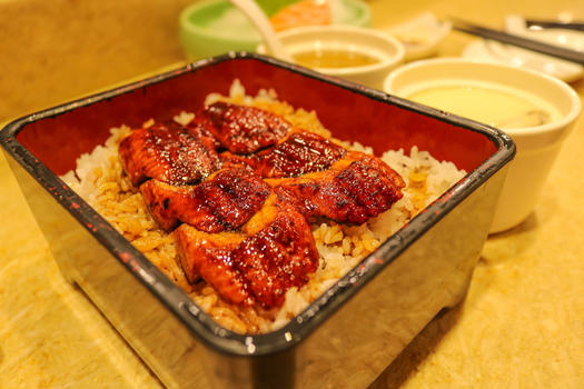 日式料理鳗鱼饭图片素材免费下载