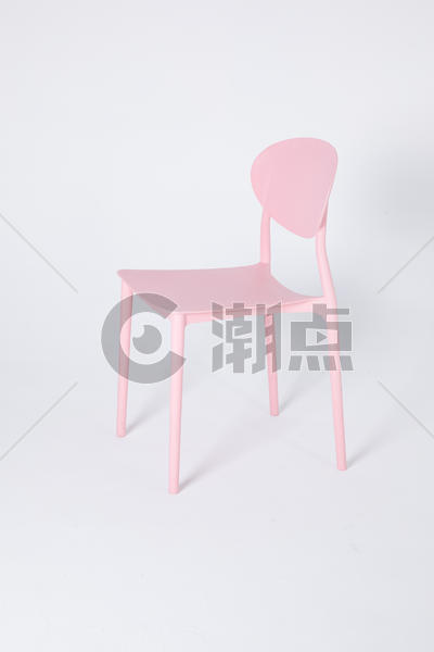 简约粉色靠椅图片素材免费下载