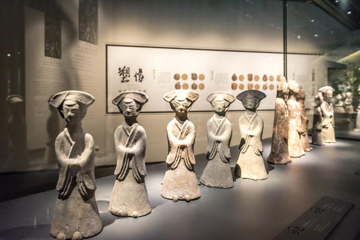 南京六朝博物馆陶俑图片素材免费下载