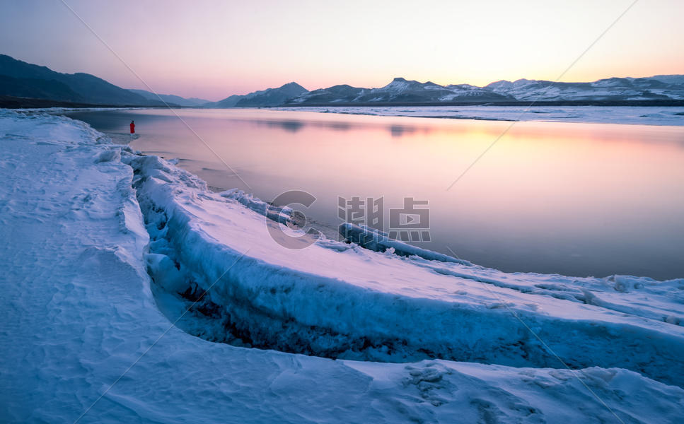 冬日暖阳冰裂美景图片素材免费下载