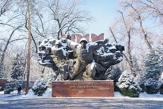 哈萨克斯坦潘菲洛夫28勇士纪念公园图片素材免费下载