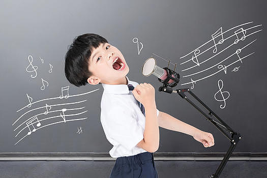 小孩唱歌图片素材免费下载