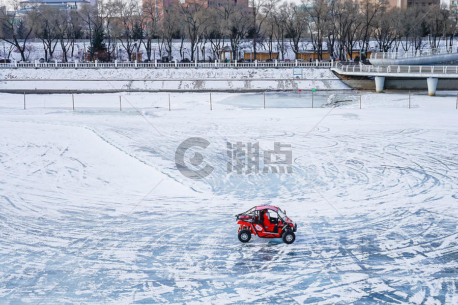 冰上赛车图片素材免费下载