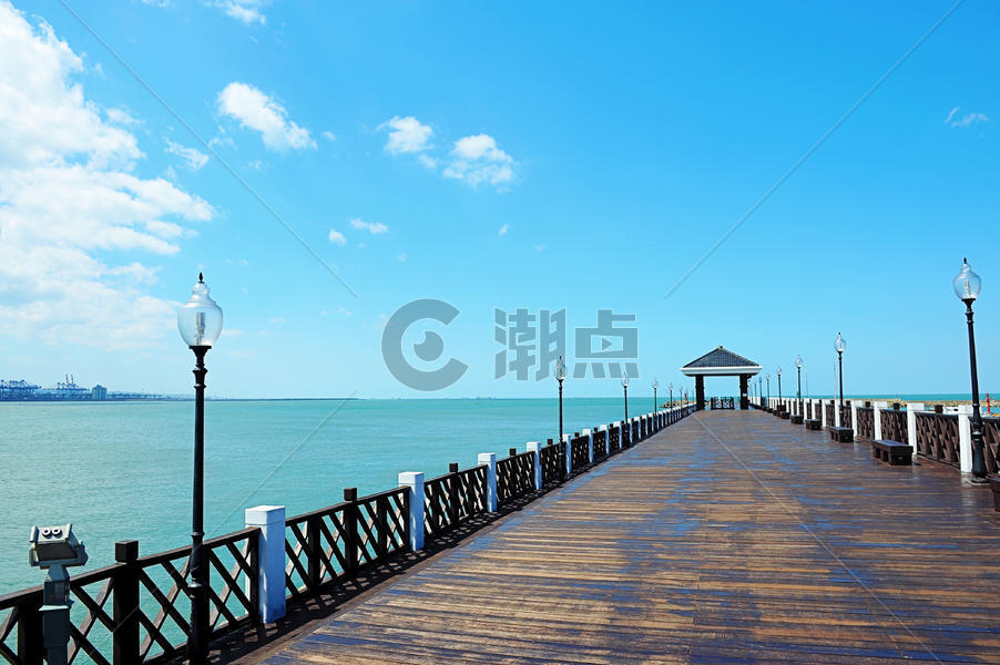 台湾淡水码头木栈道图片素材免费下载
