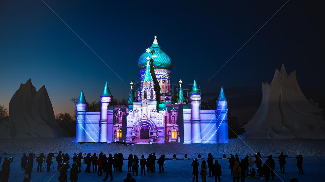 哈尔滨雪博会雪雕灯光秀图片素材免费下载