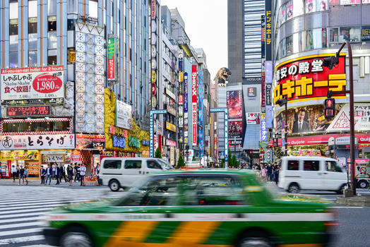 五彩斑斓的东京街头图片素材免费下载