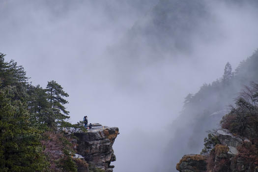 江西庐山景区飞来石图片素材免费下载