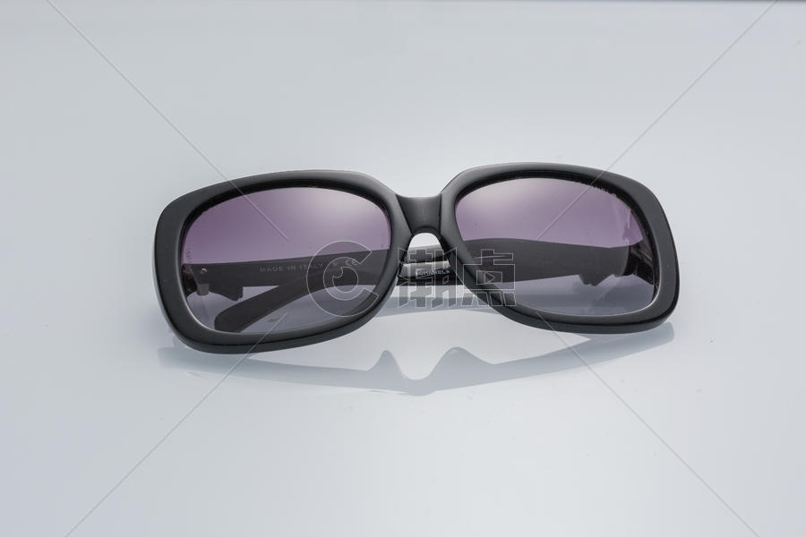 太阳眼镜图片素材免费下载