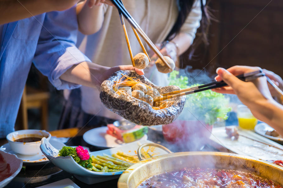 青年火锅聚会图片素材免费下载