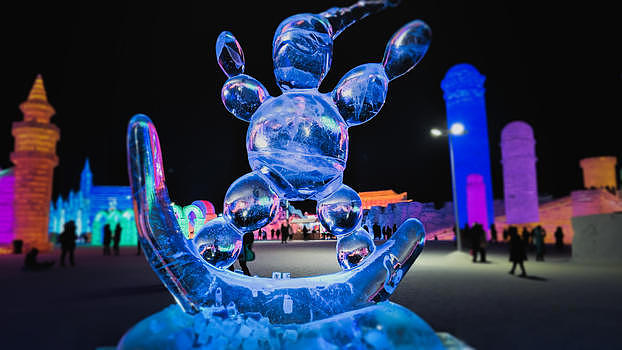 哈尔滨冰雪大世界冰雕图片素材免费下载