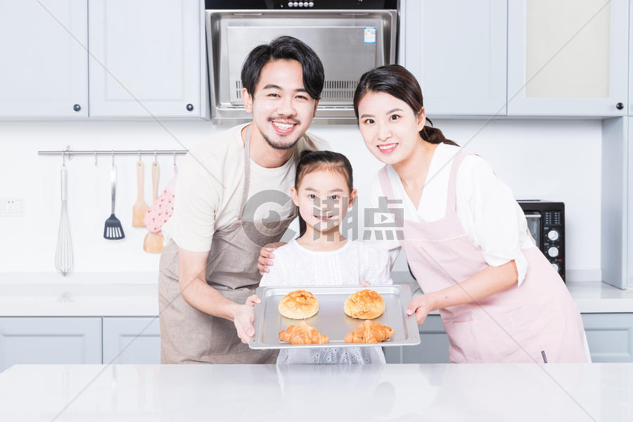 家庭烘焙面包展示图片素材免费下载
