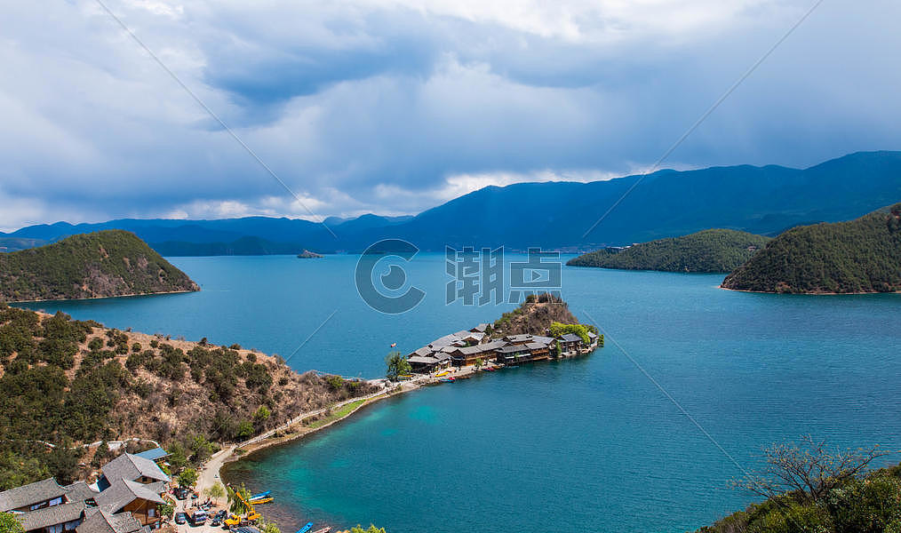 四川泸沽湖的风景图片素材免费下载
