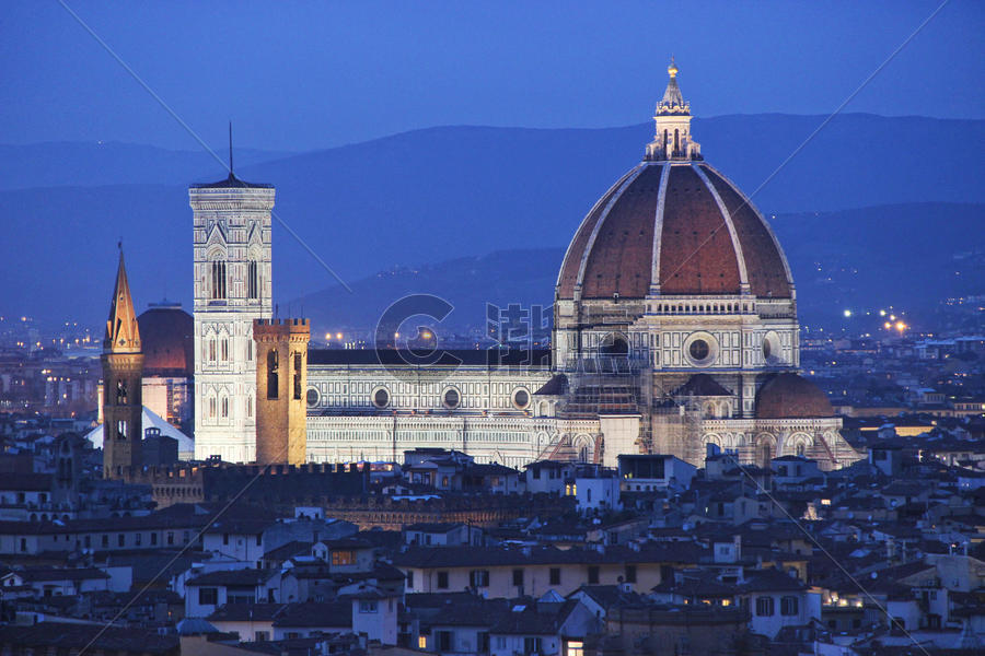 意大利佛罗伦萨圣母百花大教堂夜景图片素材免费下载