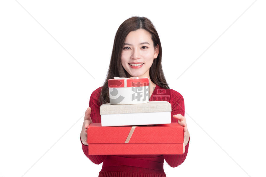 女性手持礼物盒图片素材免费下载