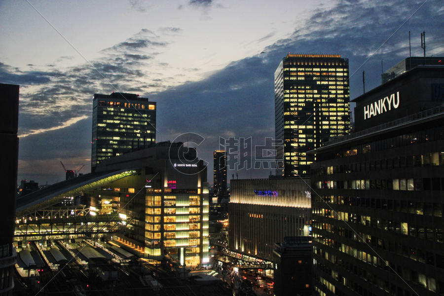 大阪城市建筑夜景图片素材免费下载