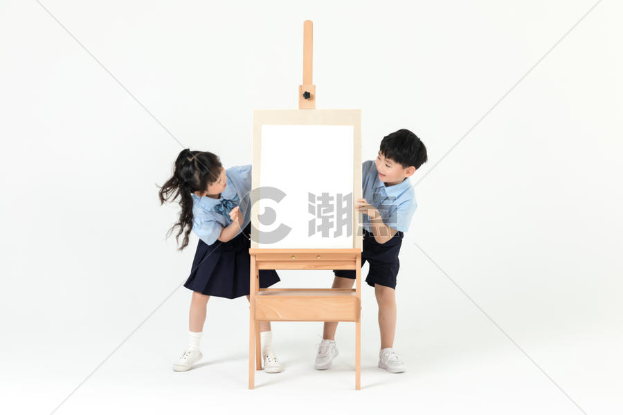 儿童绘画培训班图片素材免费下载