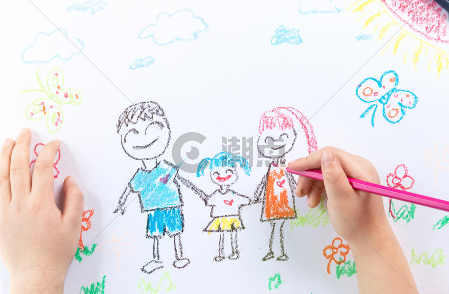 儿童绘画全家福图片素材免费下载