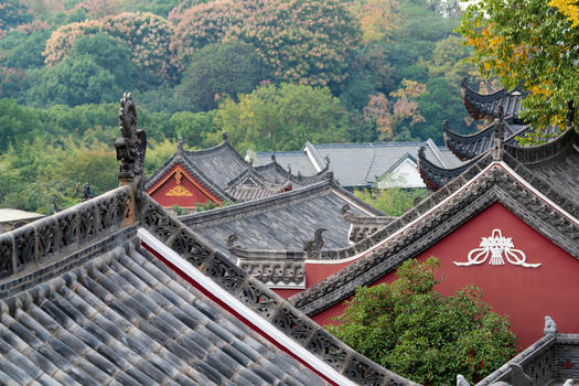 红墙青瓦的江西庐山寺庙图片素材免费下载