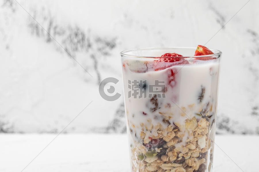 酸奶水果燕麦饮品图片素材免费下载