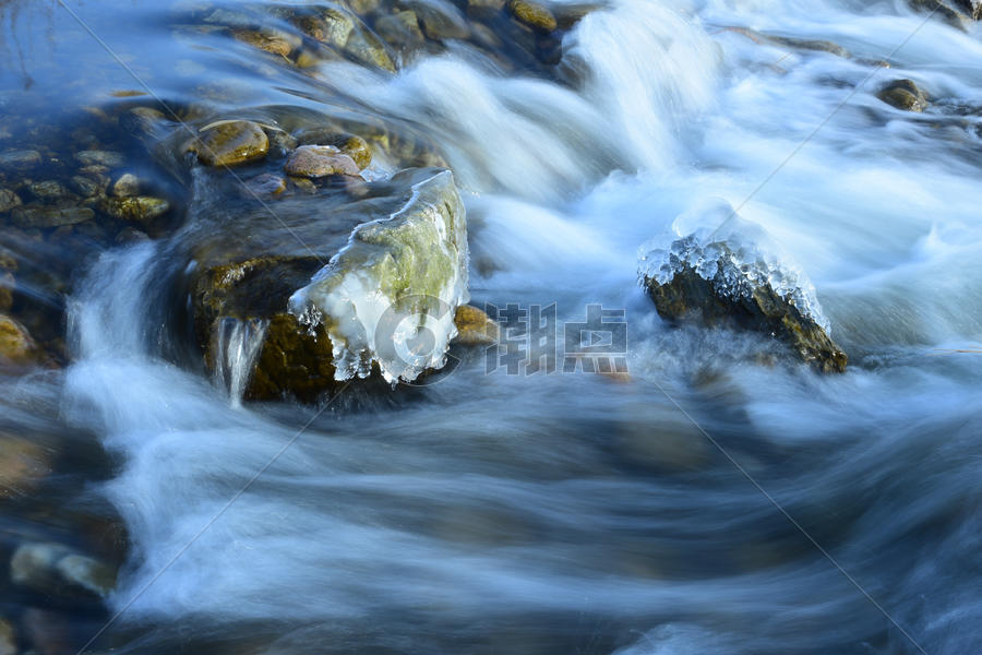 溪流冰花图片素材免费下载