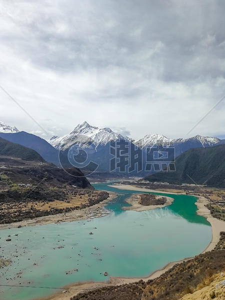 西藏林芝当地风光图片素材免费下载