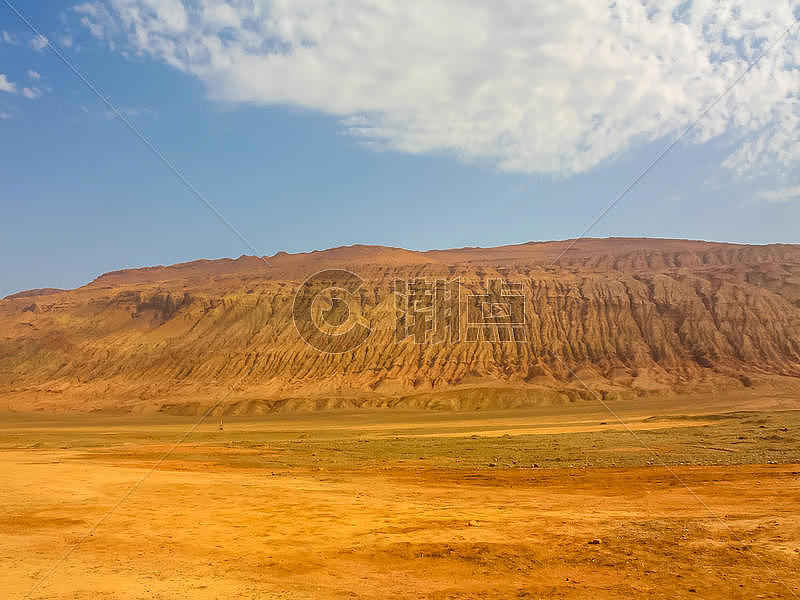 新疆吐鲁番火焰山景区风光图片素材免费下载