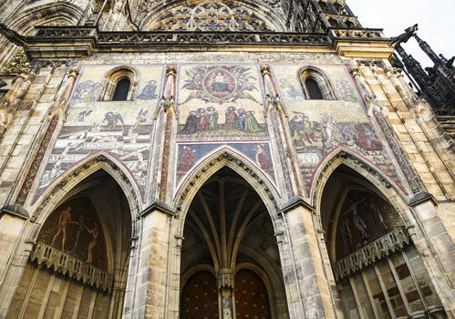 布拉格城堡圣维塔大教堂哥特式拱门图片素材免费下载