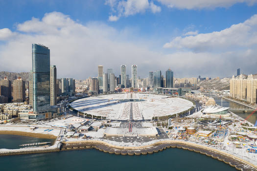 航拍大连星海广场雪景图片素材免费下载
