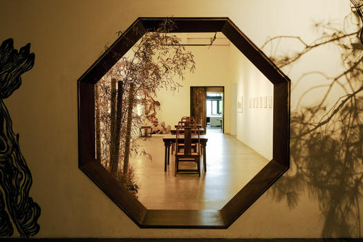 简约中国古建筑室内拱门图片素材免费下载