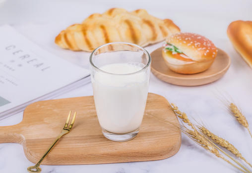 牛奶饮料早餐图片素材免费下载