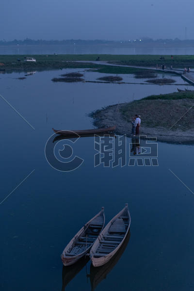 缅甸湖边的小船图片素材免费下载