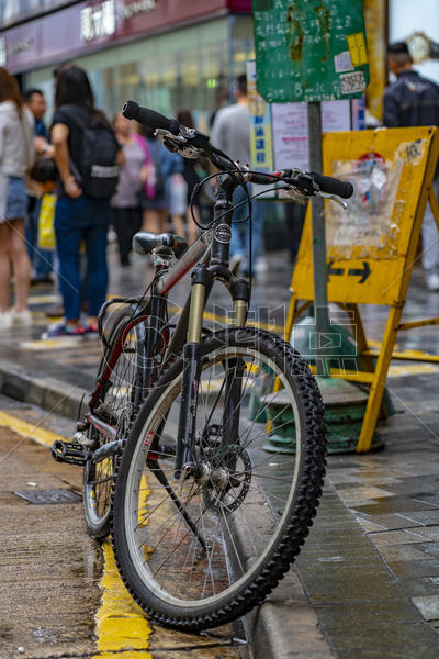 香港路边的自行车图片素材免费下载