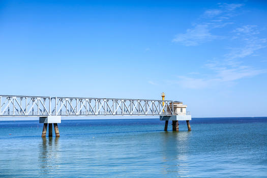 天津滨海海边桥梁图片素材免费下载