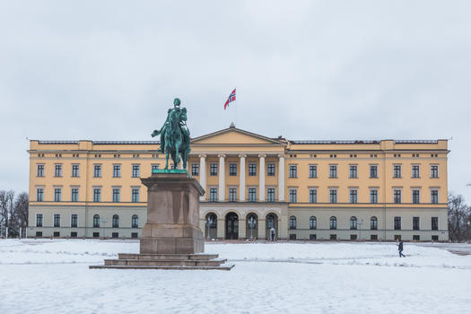 挪威首都奥斯陆皇宫图片素材免费下载