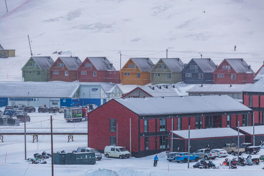北极城市朗伊尔城风光图片素材免费下载
