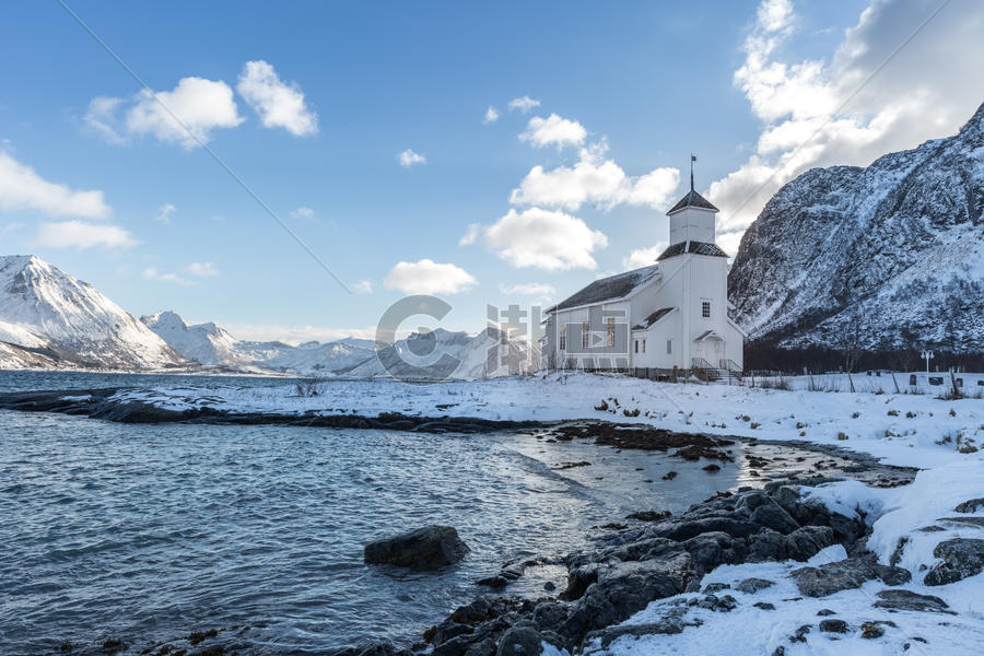 北极圈大西洋海边教堂图片素材免费下载