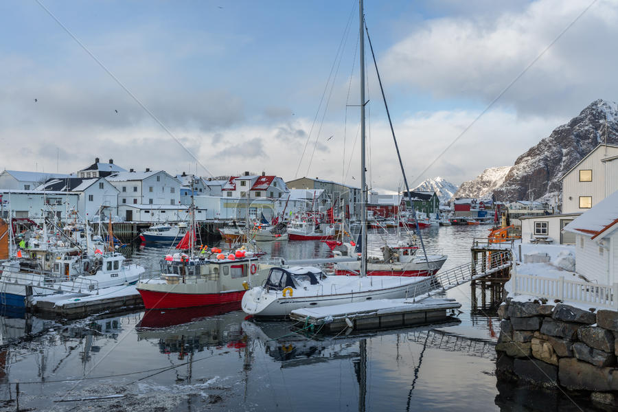 挪威罗弗敦群岛世界文化遗产Nusfjord渔村图片素材免费下载