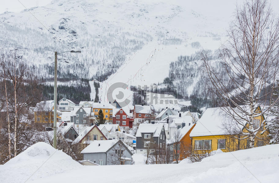 挪威著名旅游滑雪胜地纳尔维克城市风光图片素材免费下载