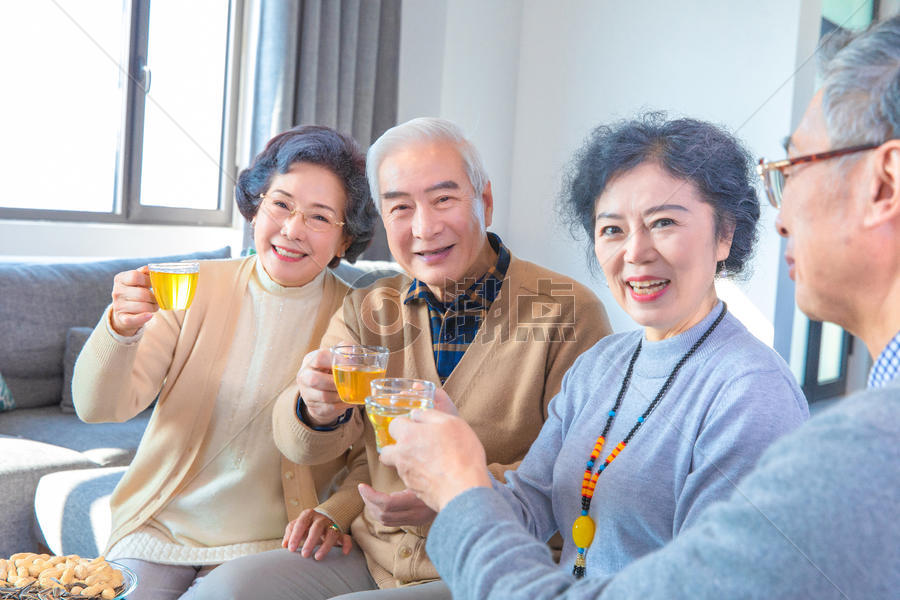 中老年人聚会喝茶图片素材免费下载