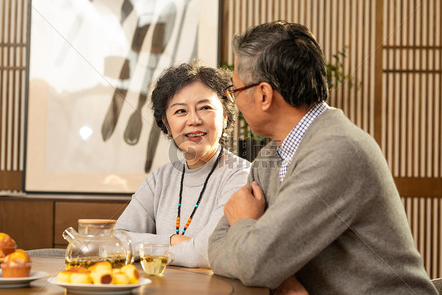 中老年茶室饮茶摄影图6720*4480图片素材免费下载-编号954866-潮点视频