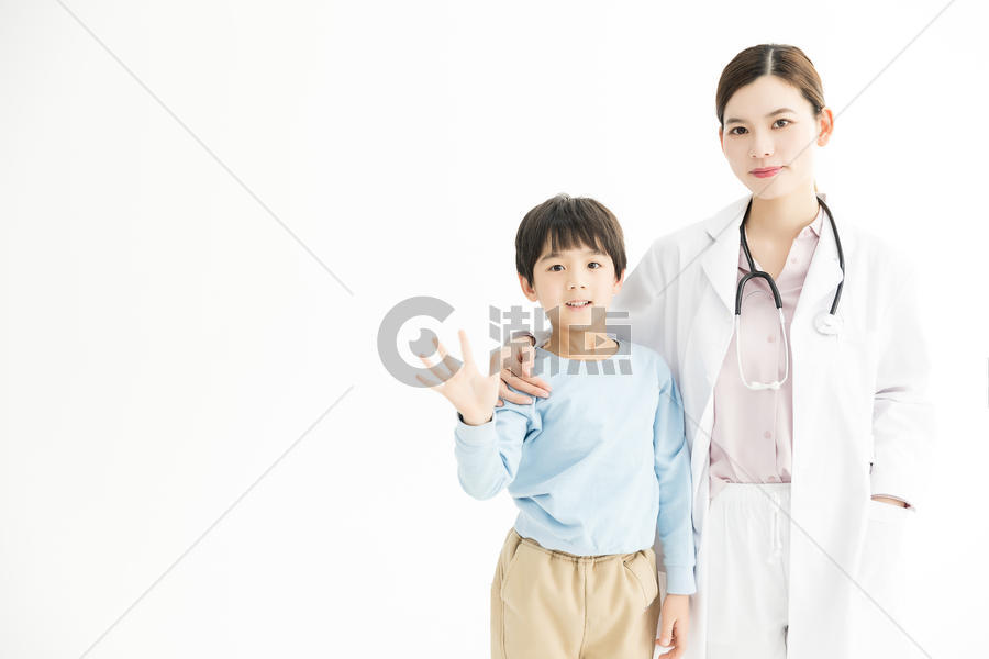 儿童和医生图片素材免费下载