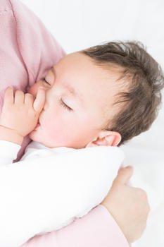 婴儿睡觉图片素材免费下载