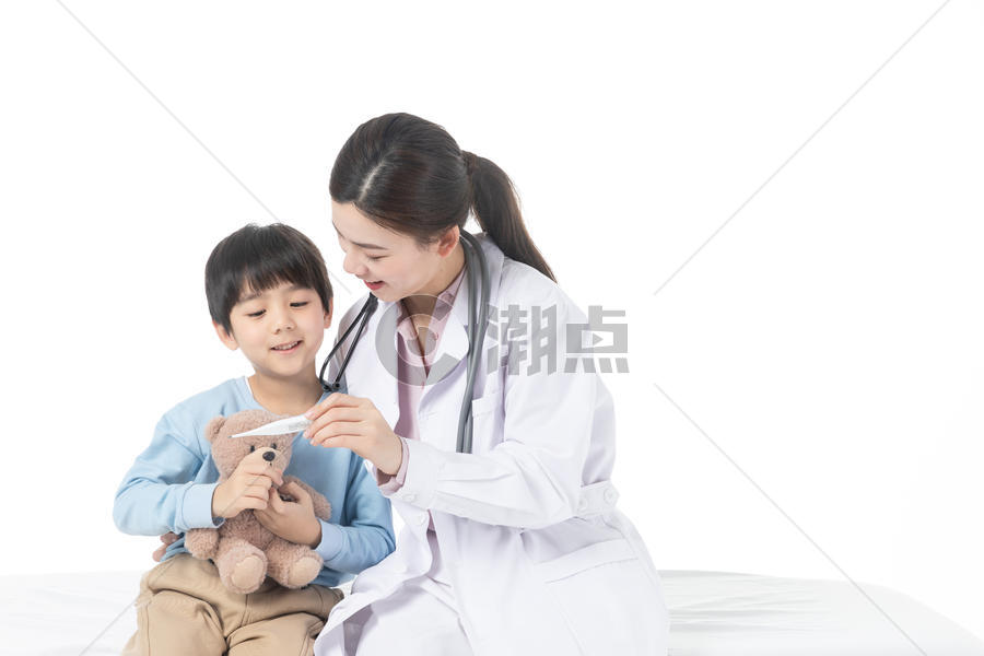 儿童体检量体温图片素材免费下载