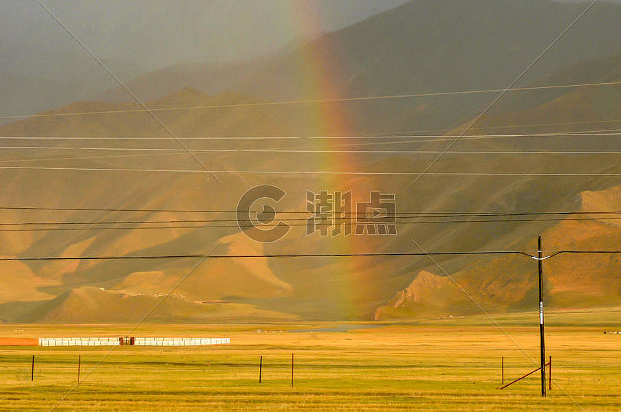 新疆天山秋雨彩虹图片素材免费下载