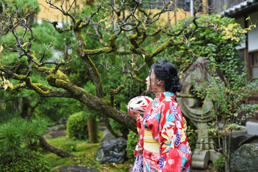 京都日式庭院和服少女图片素材免费下载